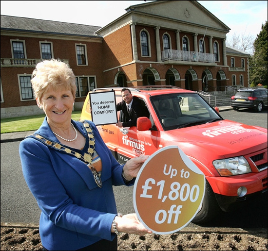 Image: Olive Mercer, Mayor of Banbridge and Damian Dineen, firmus energy rep